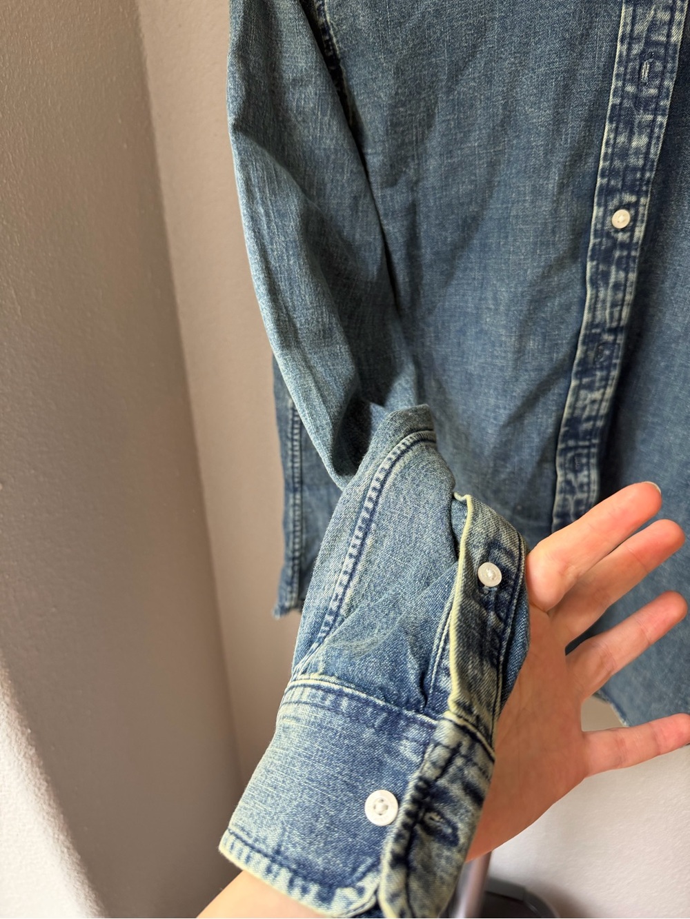 Lauren Ralph Lauren Women's Classic-Fit Denim Shirt - Picture 6 of 10